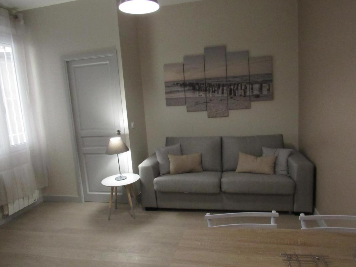 Appartement Appart cosy 2 pièces  à Paris Extérieur photo