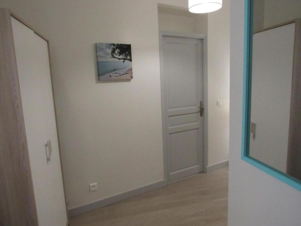 Appartement Appart cosy 2 pièces  à Paris Extérieur photo